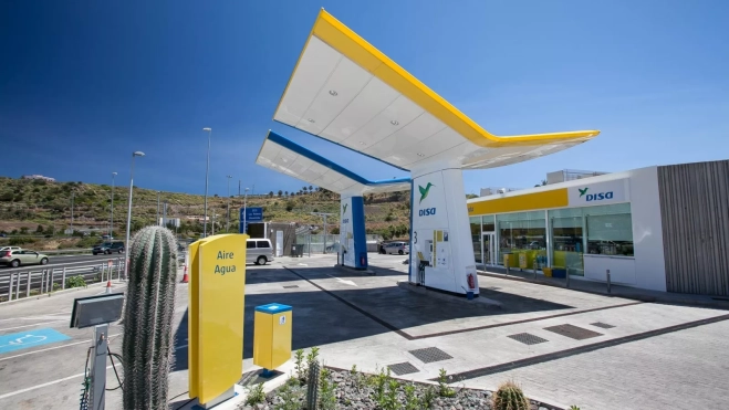 Estación de DISA en Tamaraceite. / DISA Estación de DISA en Tamaraceite. / DISA