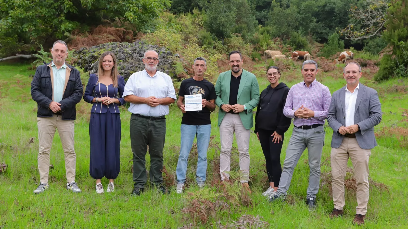 Visita a la explotación de Nicolás del Valle en La Palma. / GOBIERNO DE CANARIAS