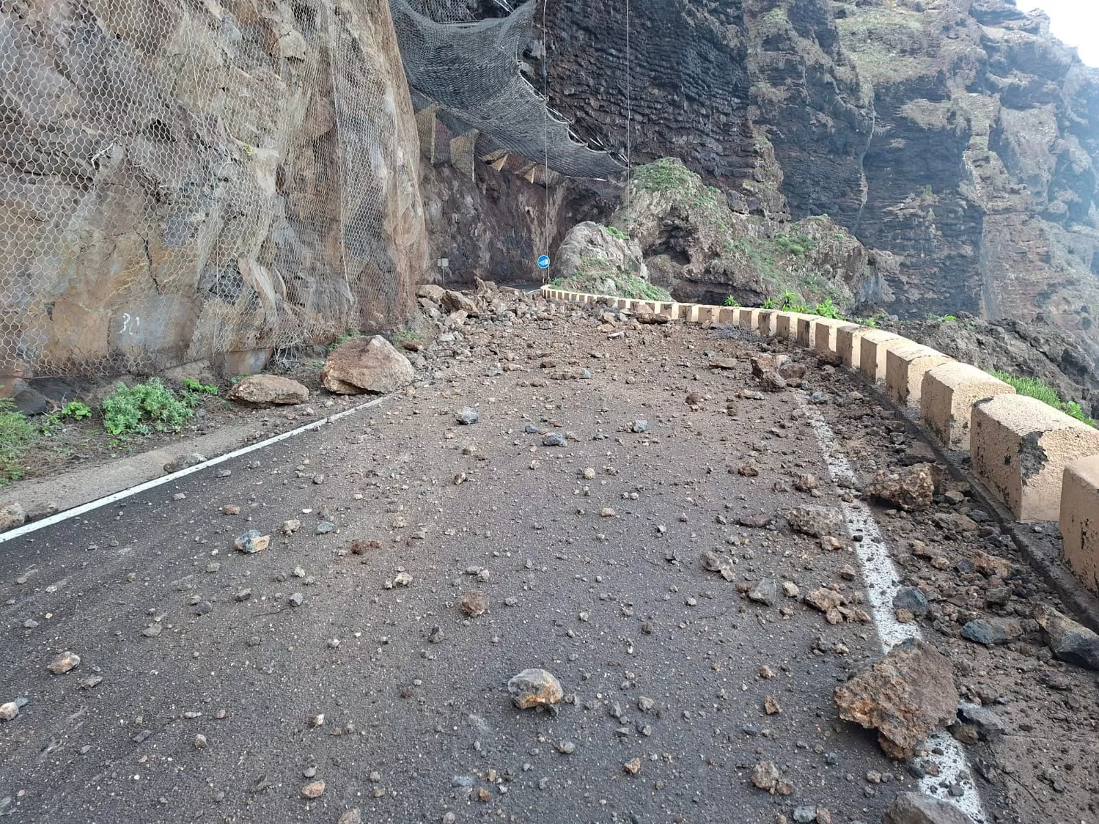 Desprendimiento en Teno. / CABILDO DE TENERIFE