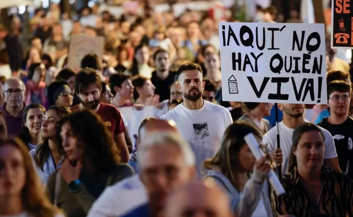 Imagen de una manifestación por el acceso a la vivienda / EFE