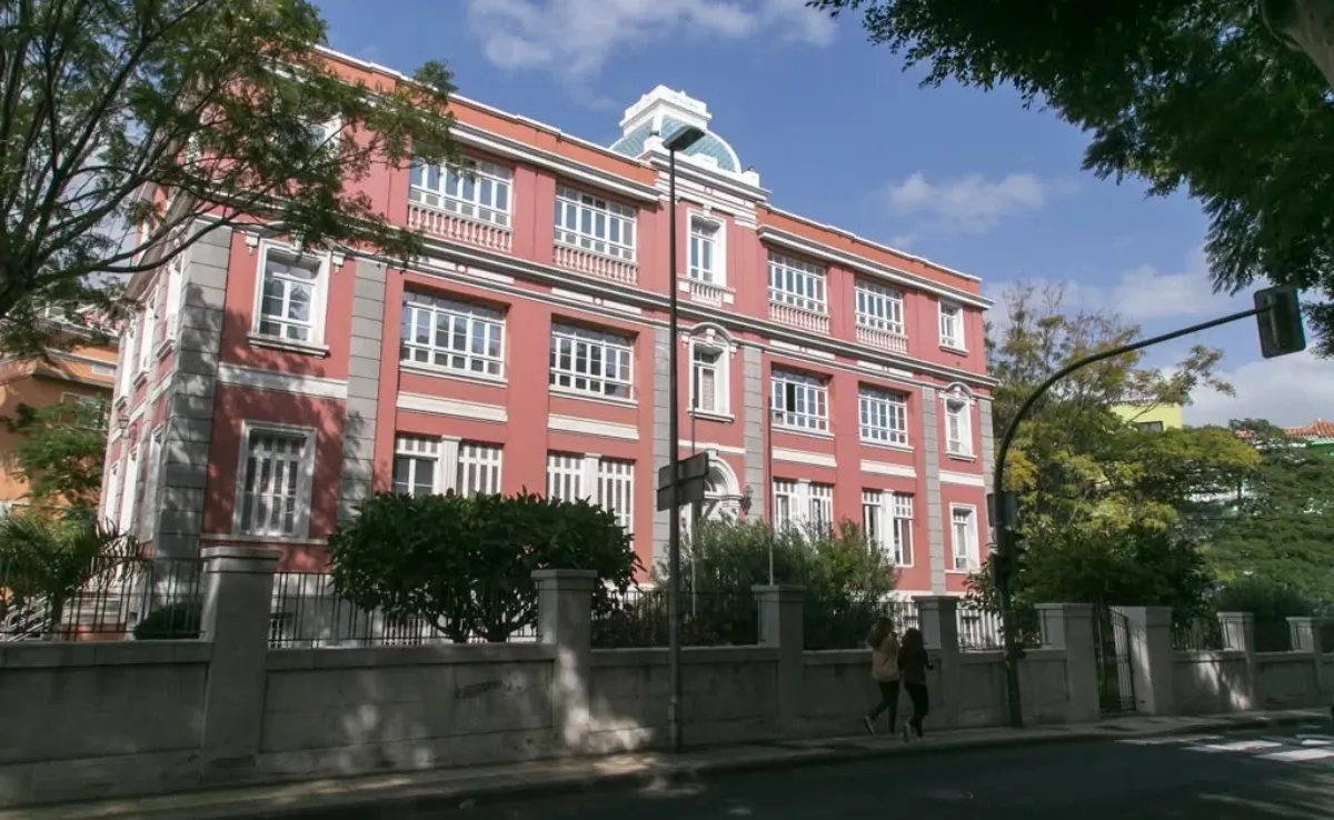 Sede de la Consejería de Sanidad en Tenerife. / ARCHIVO