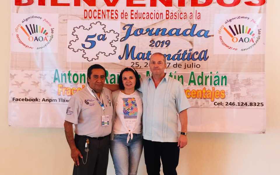 Tony Martín. OAOA Canarias, con los organizadores de la 5ª Jornada de Matemáticas en Tlxcala.